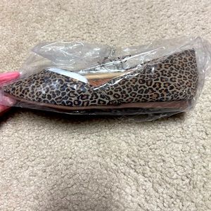 NIB-Lucky Brand Ameena flats. Size 7